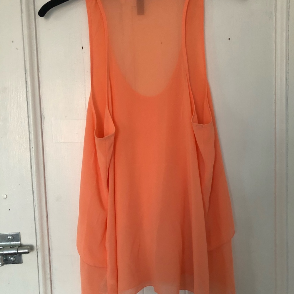 H&M Chiffon tank - Picture 3 of 3